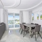 B51 Executive Flats 4* 马尔韦利亚