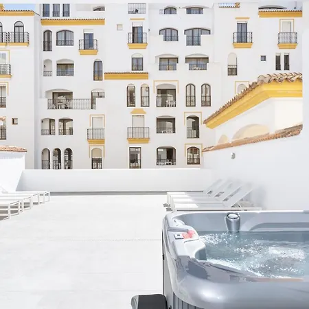 B51 Executive Flats Aparthotel