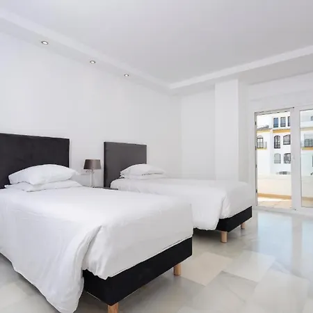 B51 Executive Flats Aparthotel