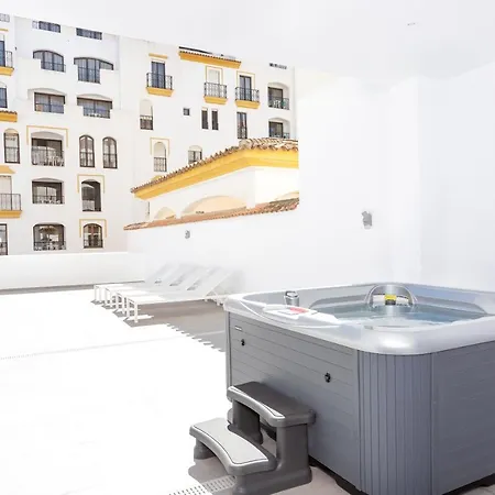 B51 Executive Flats Aparthotel