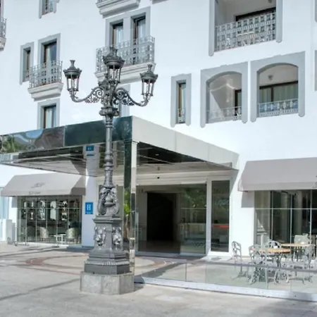 B51 Executive Flats Aparthotel Marbella
