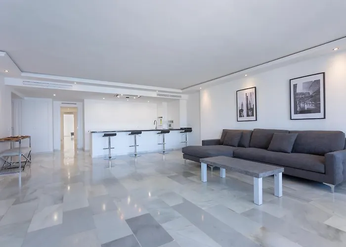 Aparthotel B51 Executive Flats 4*